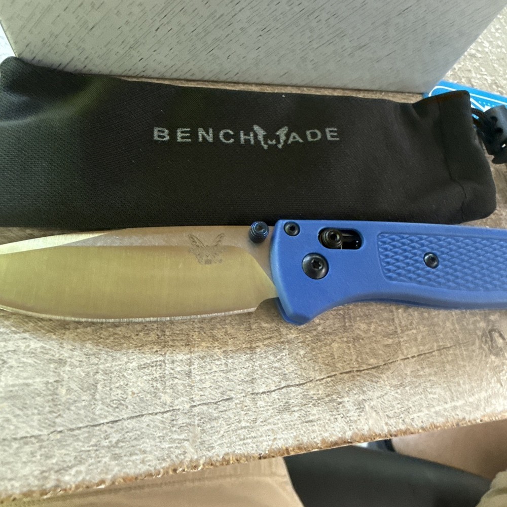 Bugout* 535 Blue S30V AXIS Lock EDC Stainless Blade Authniticity unverified