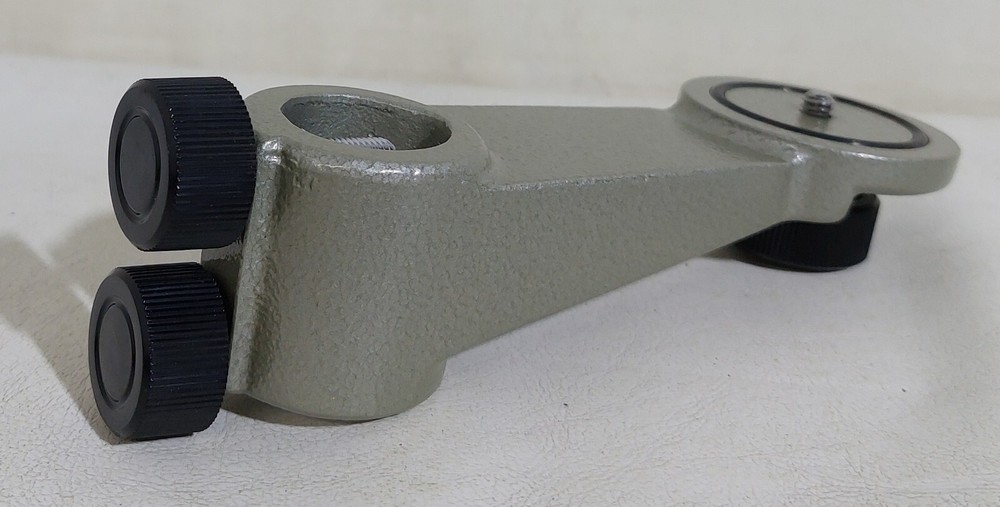 I114217 Camera Mount / Bracket - Vintage