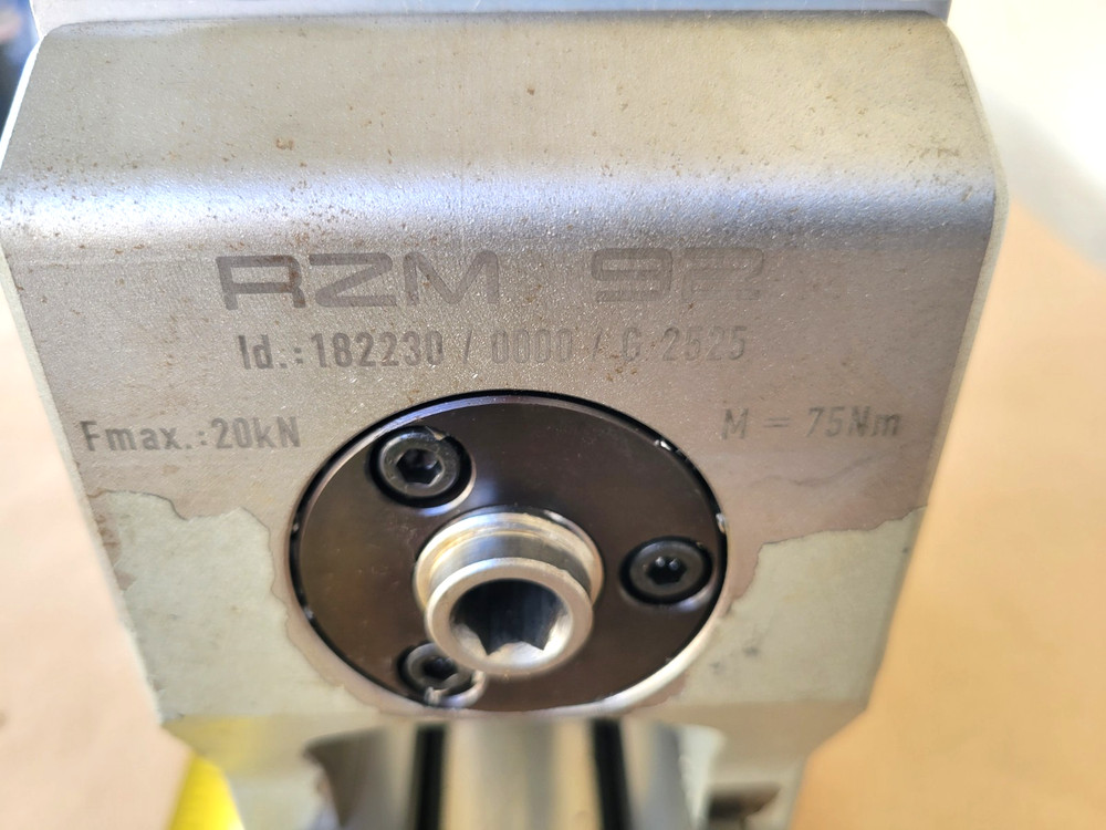 ROHM CENTRIC CLAMPING VISE # 182230