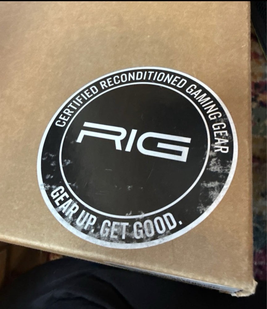 RIG Nacon Revolution X Pro Controller NC7282 with Carrying Case and Controller