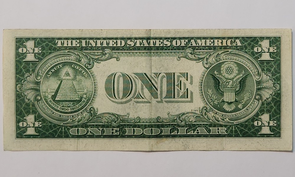 1935-D $1 Dollar Bill Silver Certificate STAR Note - ST-AK2