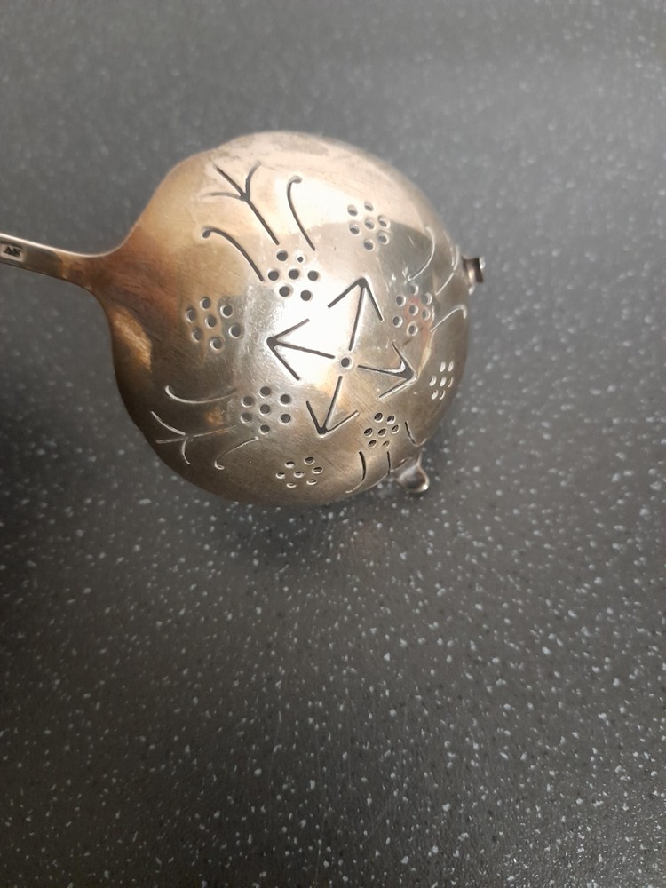 Silver Tea Strainer Fully Hallmarked Sterling Silver