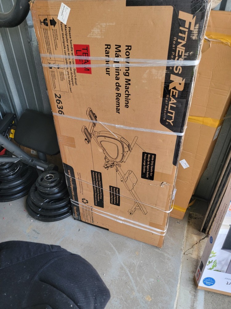 Exercise equipment rowing machine