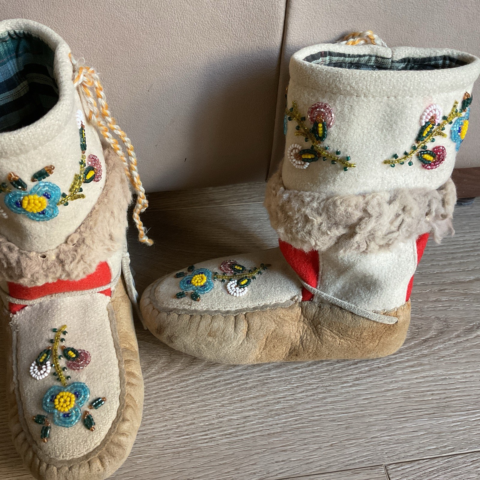 Vintage Nootka Child Beaded Mukluks Moccasin Boots Fur Trim Native American