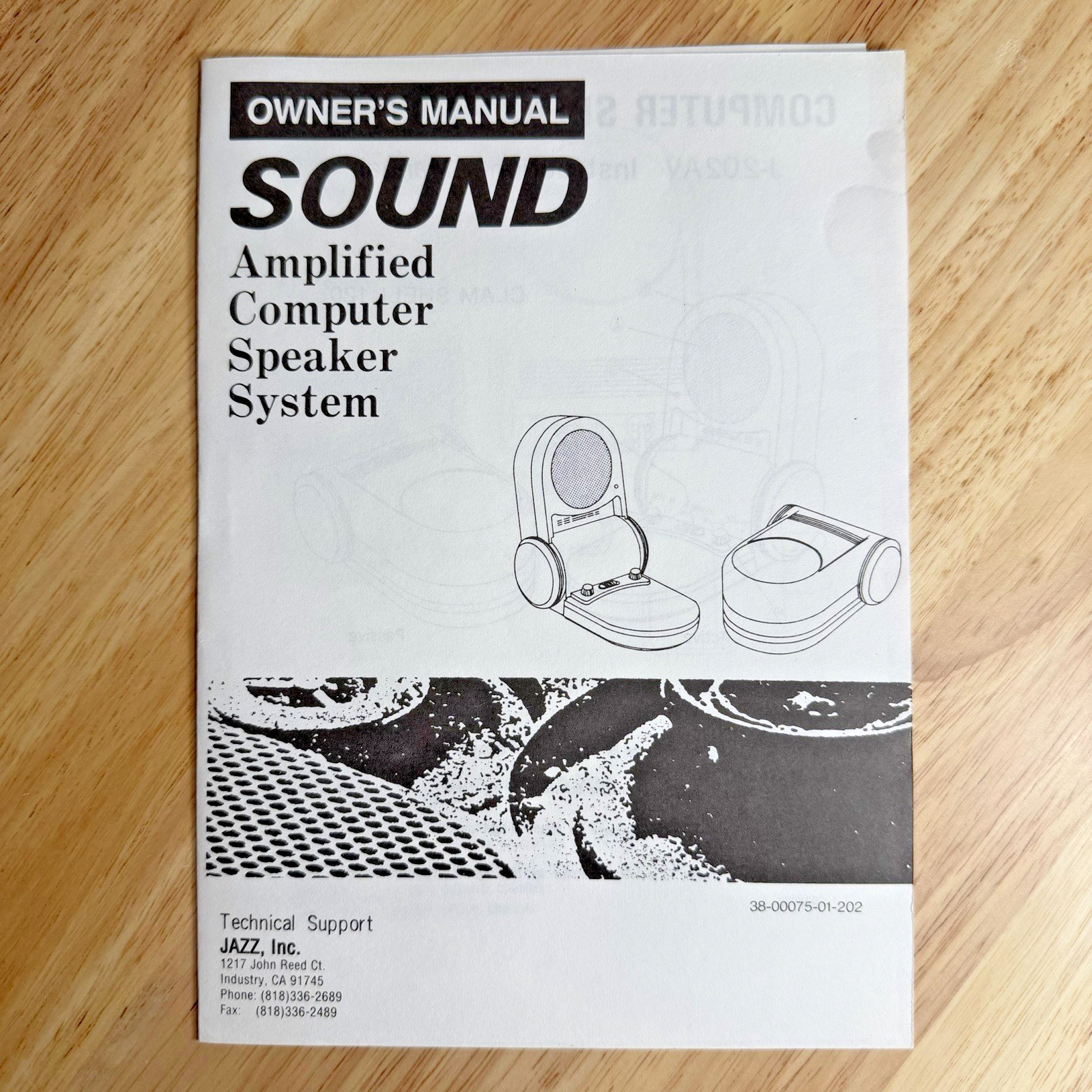 VTG Jazz Hipster - J-202AV - Amplified Speaker System - Adjustable Tilt - 1995