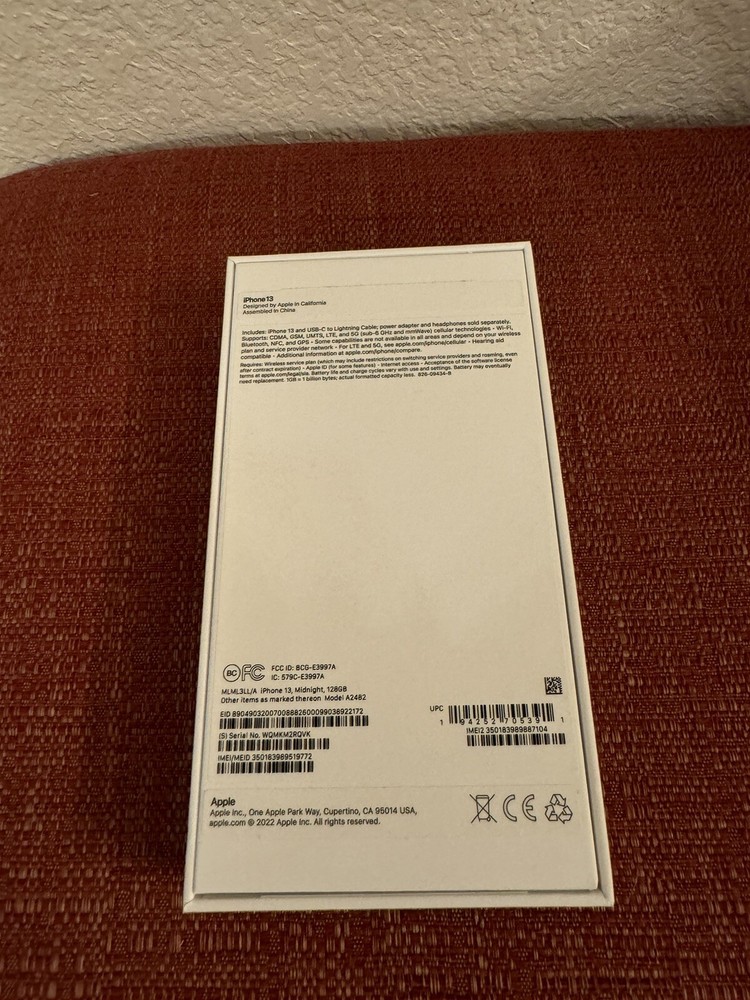 iPhone 13 Midnight 128 GB EMPTY BOX ONLY
