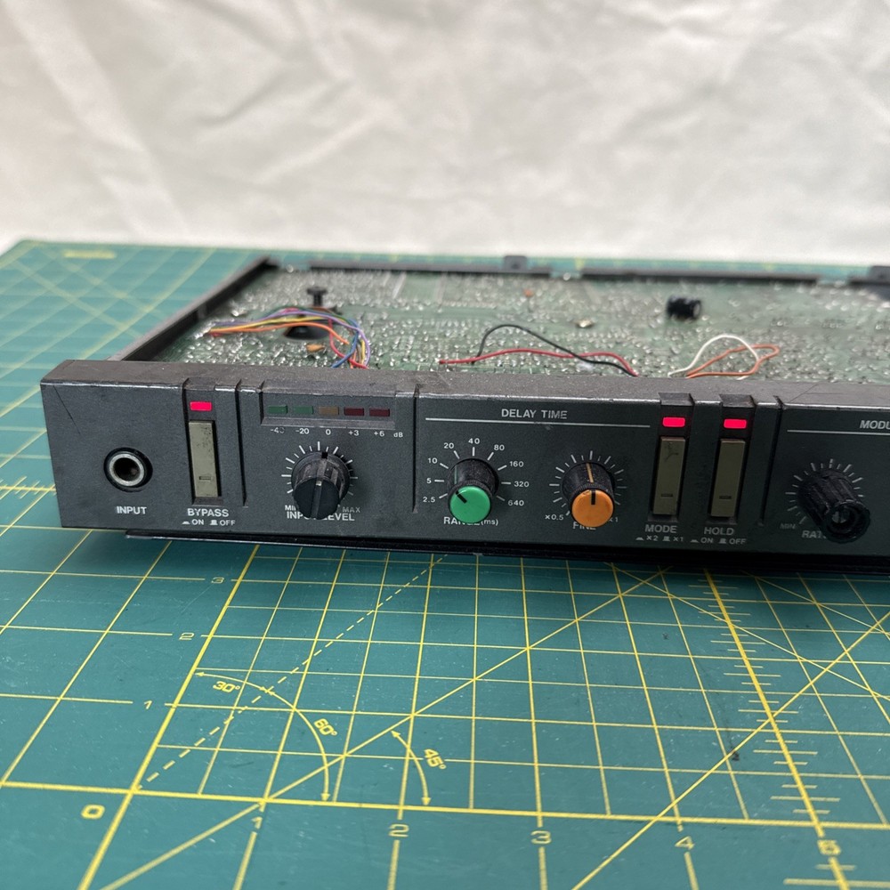 BOSS DE-200 Digital Delay Rackmount
