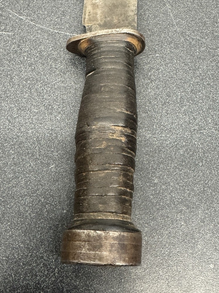 WW2 Quartmaster Camillus Knife 225Q