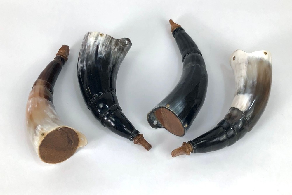 Small Colonial Priming Horn - Mottled