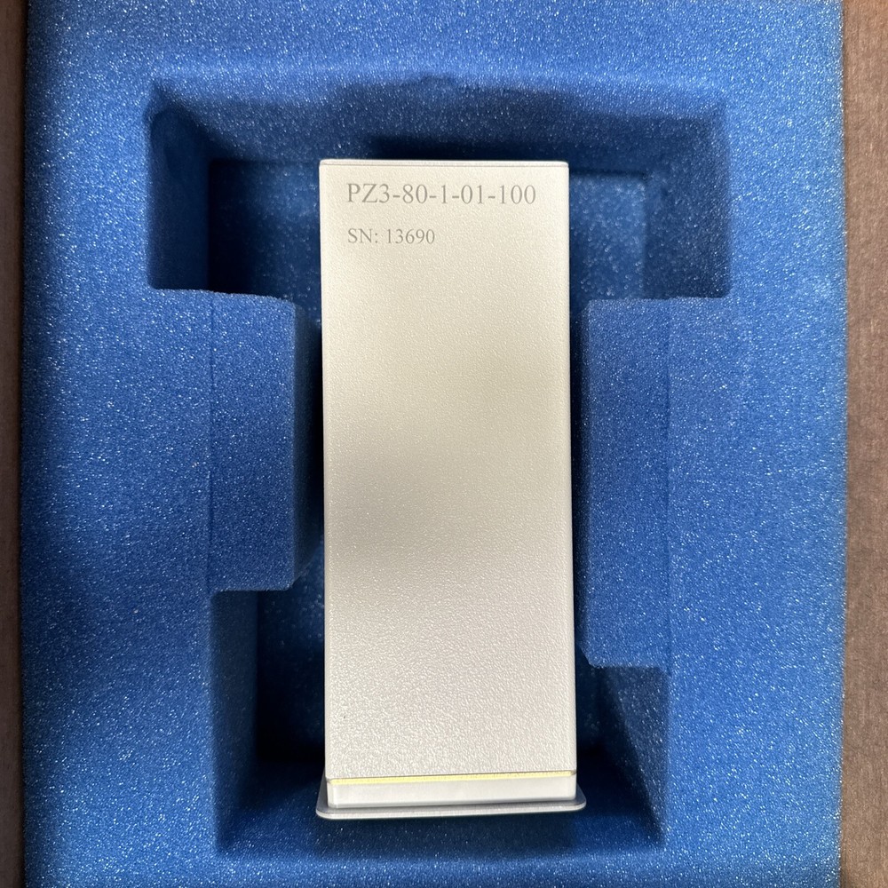 Veeco PZ3-80-1-01-101 PIEZOCON Controller Gas Concentration Sensor