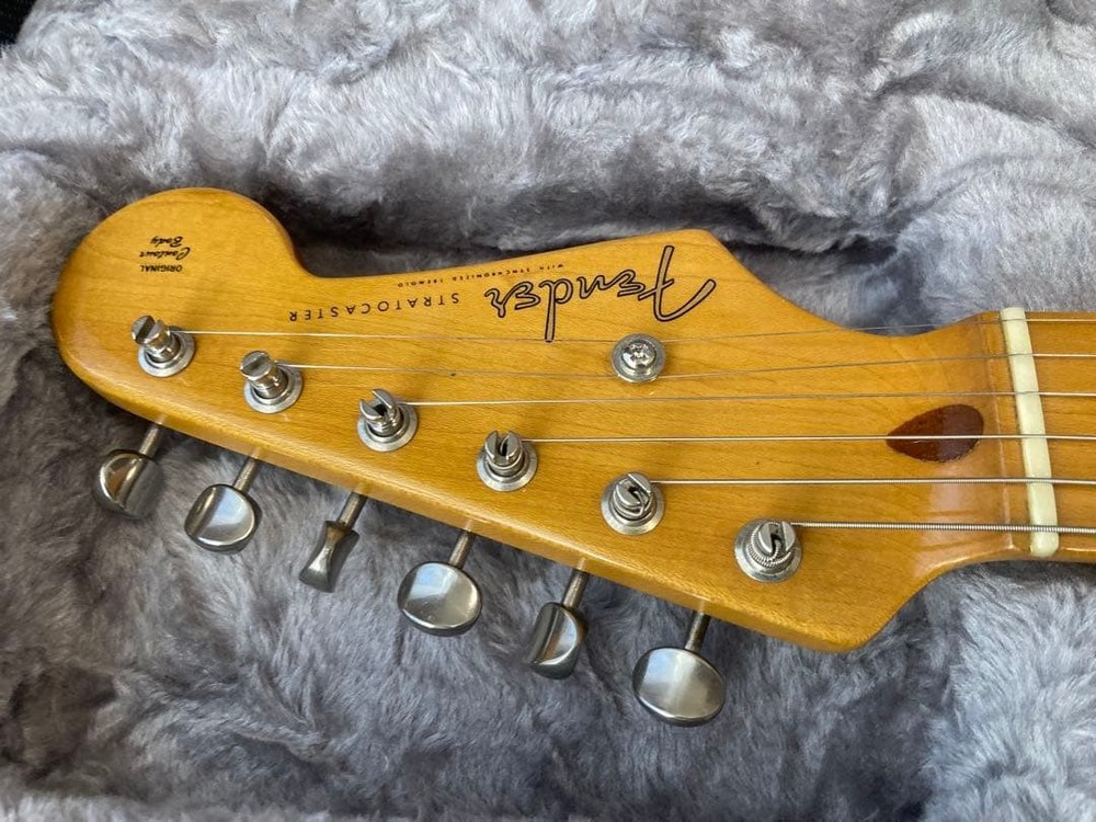 Fender Japan ST54-DMC Neck Lacquer Body Poly