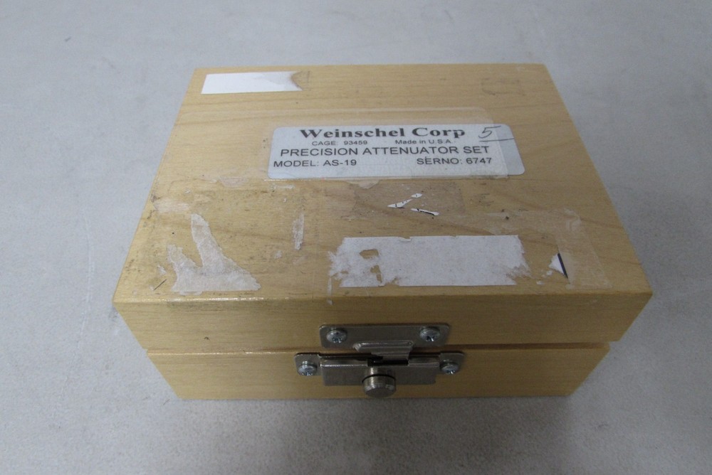 Weinschel AS-19 attenuator set