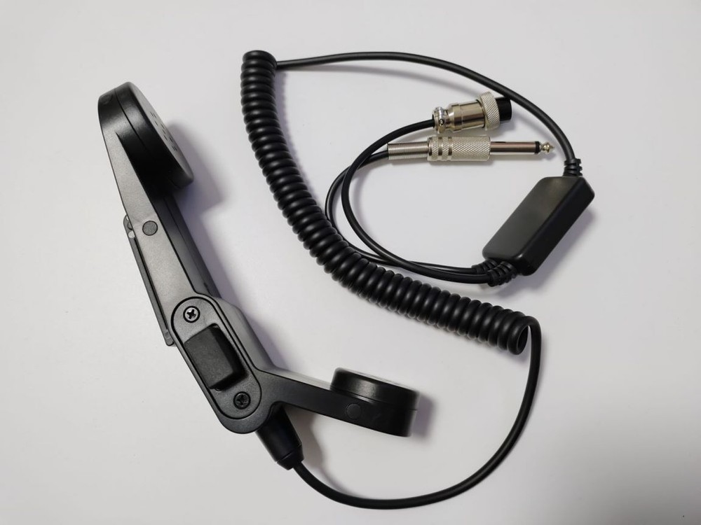 Handheld Microphone Emergency Communication Moving coil Mic For ICOM IC-7200