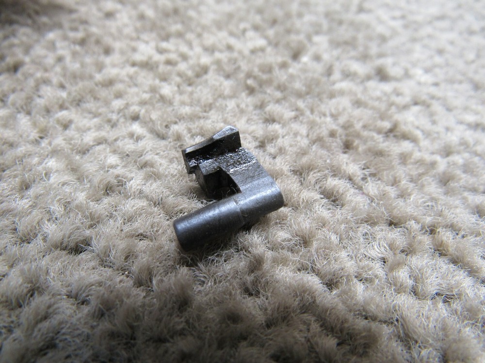 U S Post WW2 M1 Carbine Extractor NOS Type 3