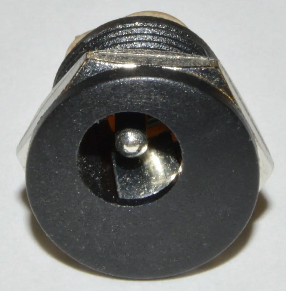 DC Power Jack Female Socket Barrel Connector - Panel Mount - 5.5 x 2.1mm