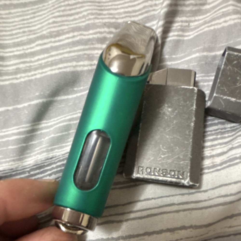 Ronson Silver Collectible Rectangular Design Lighter Classic Silver Tone Gift