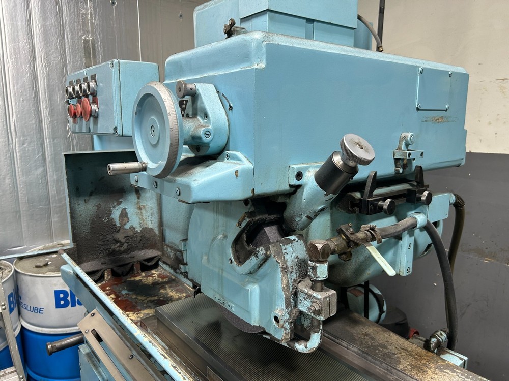 Thompson Mod.2F 8" x 24" Hydraulic Surface Grinder