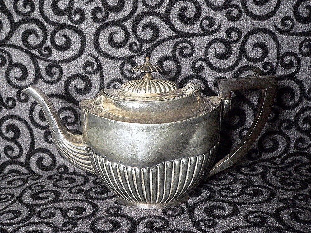 1930s Art Deco Silver Plated Teapot Francis Howard Sheffield England