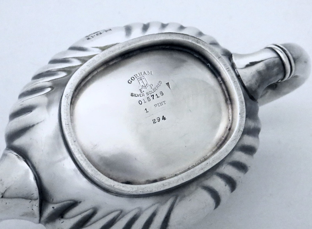 GORHAM SILVER SOLDERED WWI–INTERWAR USN OFFICERS’ TEAPOT HORIZONTAL EAGLE CREST