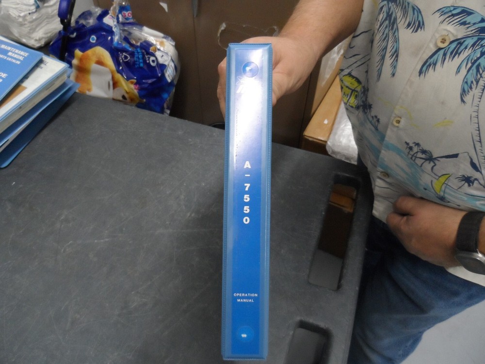 IFR A-7550 SPECTRUM ANALYZER OPERATION MANUAL