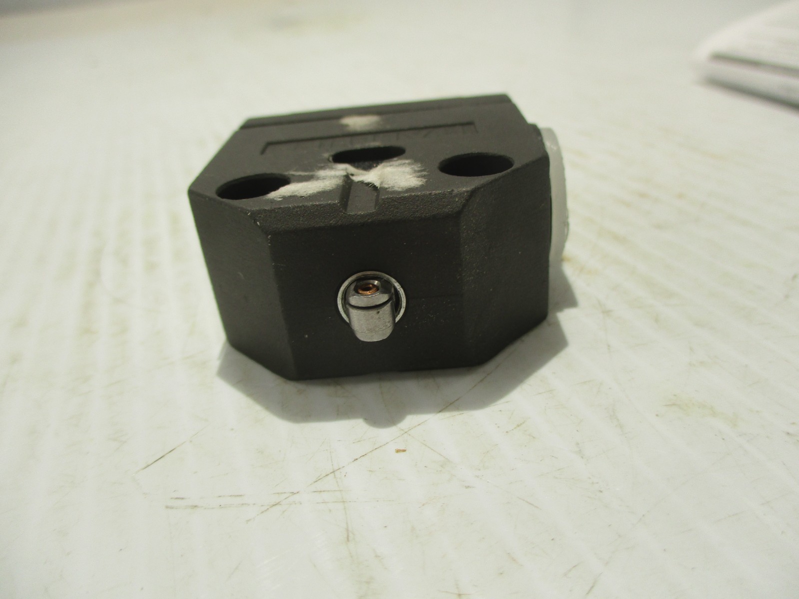 NEW BALLUFF BNS-819-100-R-13 POSITION LIMIT SWITCH BNS006M