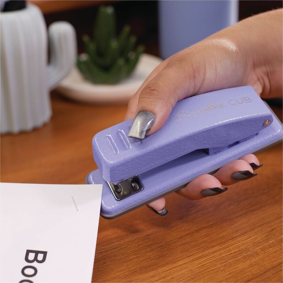 Swingline Cub Compact Stapler (1071)