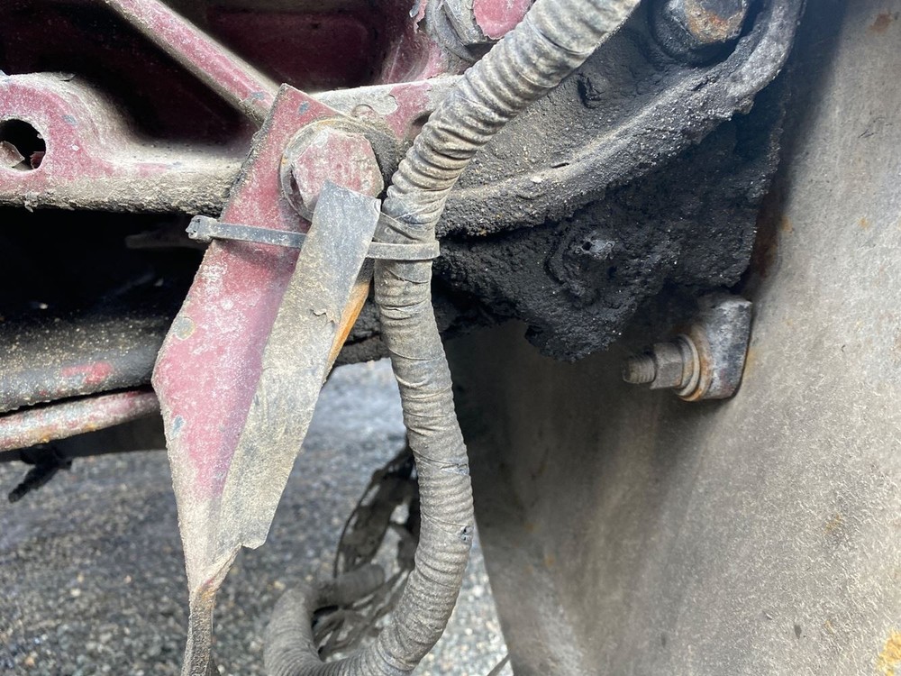 Front Leaf & Springs N/A Used P-12566