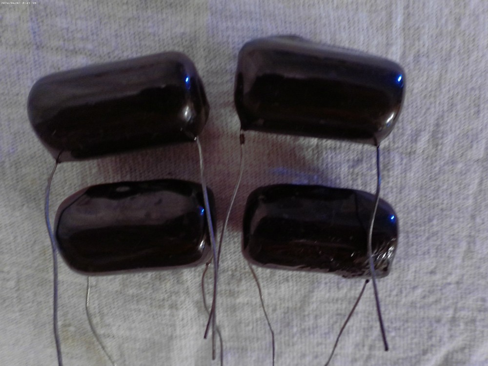 LOT OF 4 CAPACITORS 0.33UF 600VDC NOS