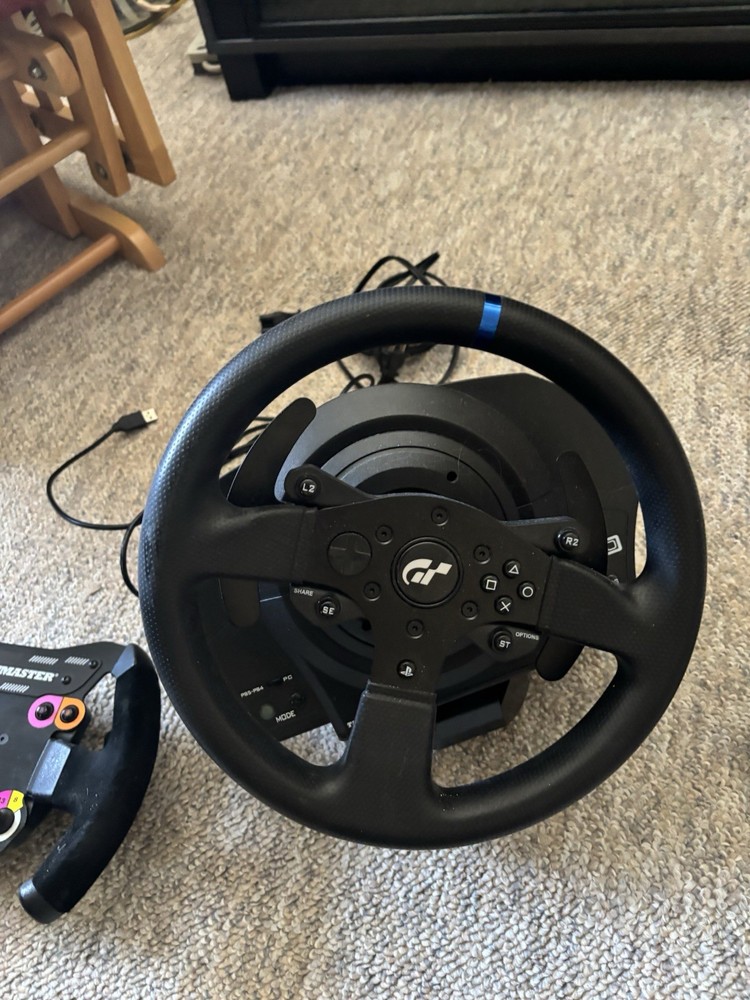 Thrustmaster t300rs racing bundle