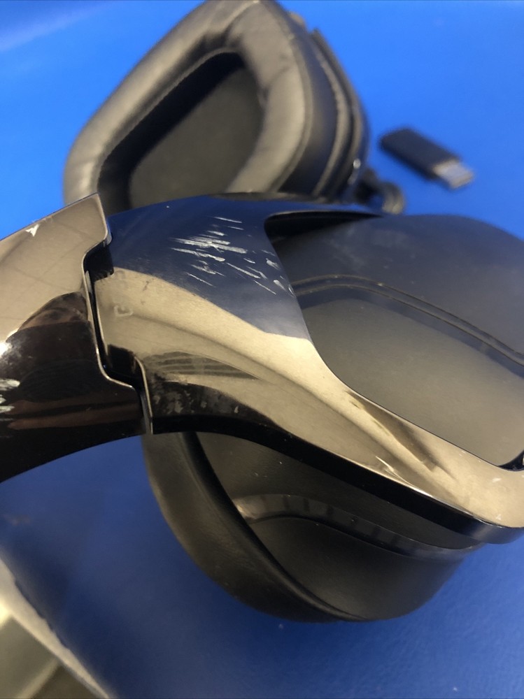 NICE Logitech G935 Wireless Sound LIGHTSYNC Gaming Headset/W DONGLE