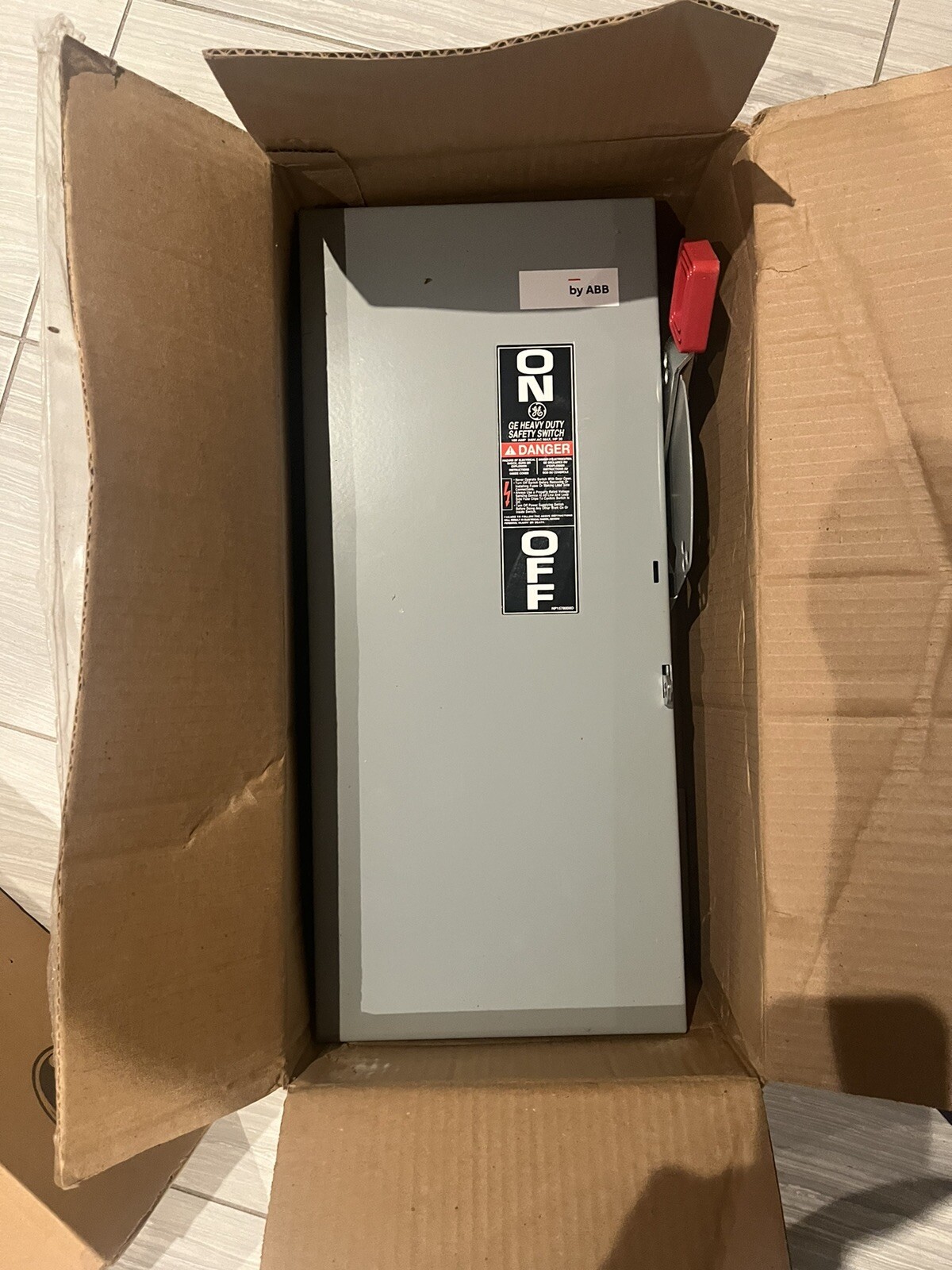 GE TH4323 100 AMP Safety Switch 240VAC/250VDC