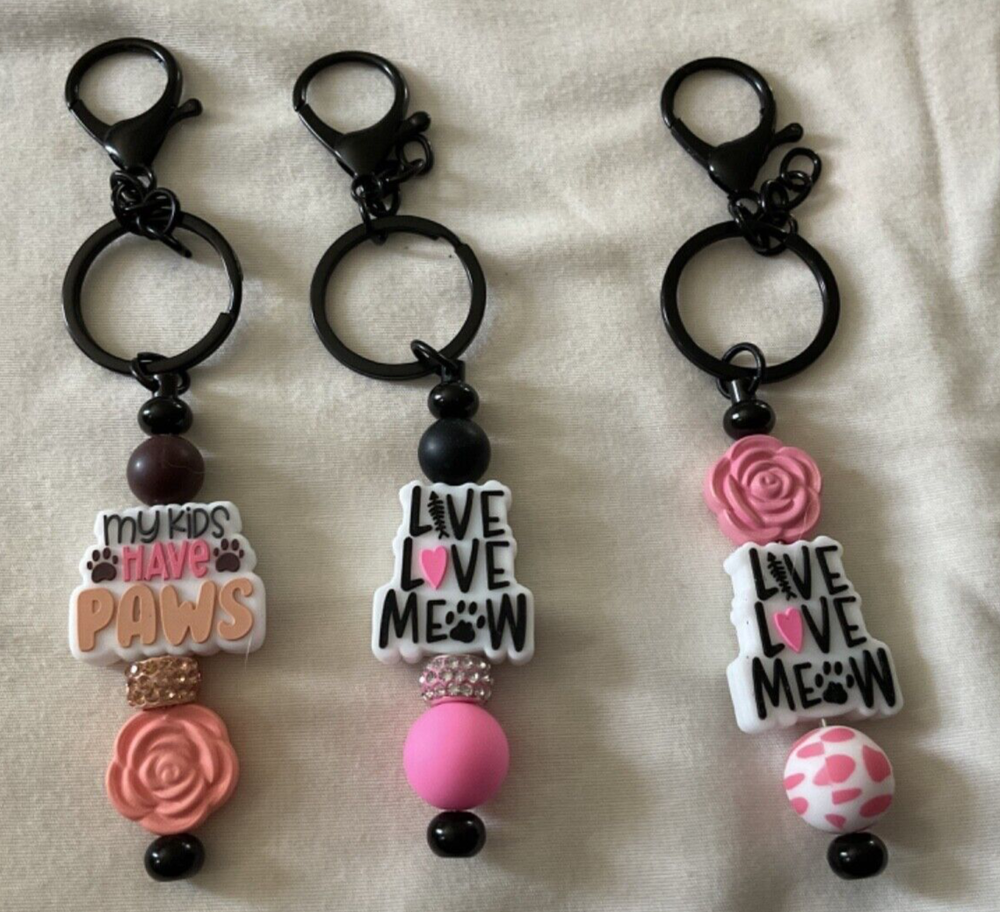 New Handmade Personalized Beaded Keychain/Decorative Bag Charm Multicolor/Theme