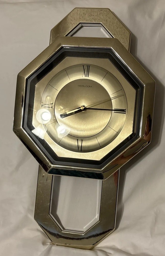 Heirloom - Quartz Wall Clock With Regulator On Bottom, Battery Run UNTESTED