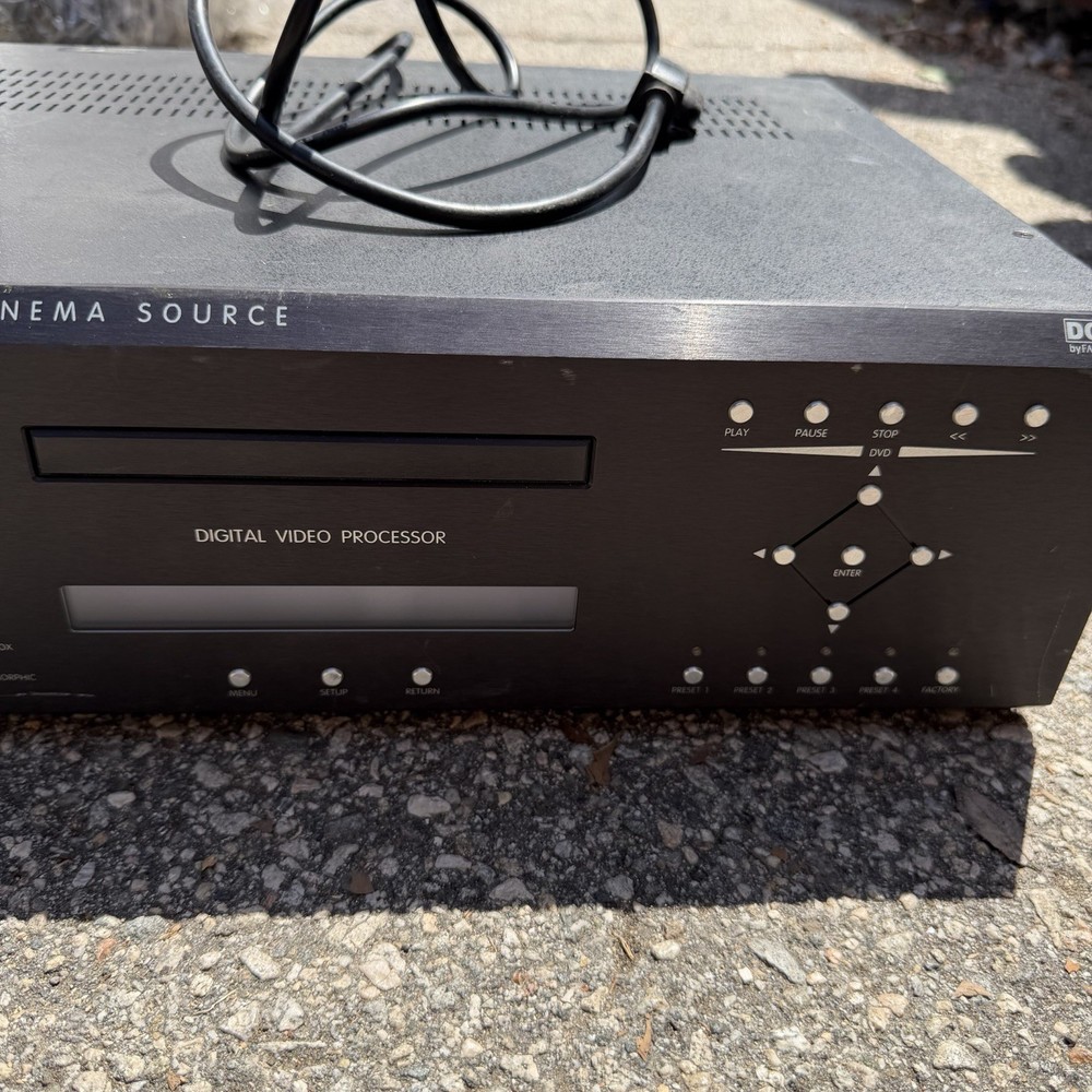 Faroudja NRS-DCS Digital Cinema Source DVD Video Processor