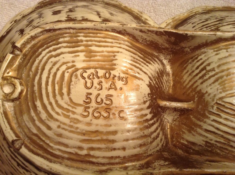 Cal. Orig #565 divided dish