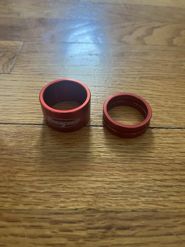Anodized Red Hope Headset Spacers