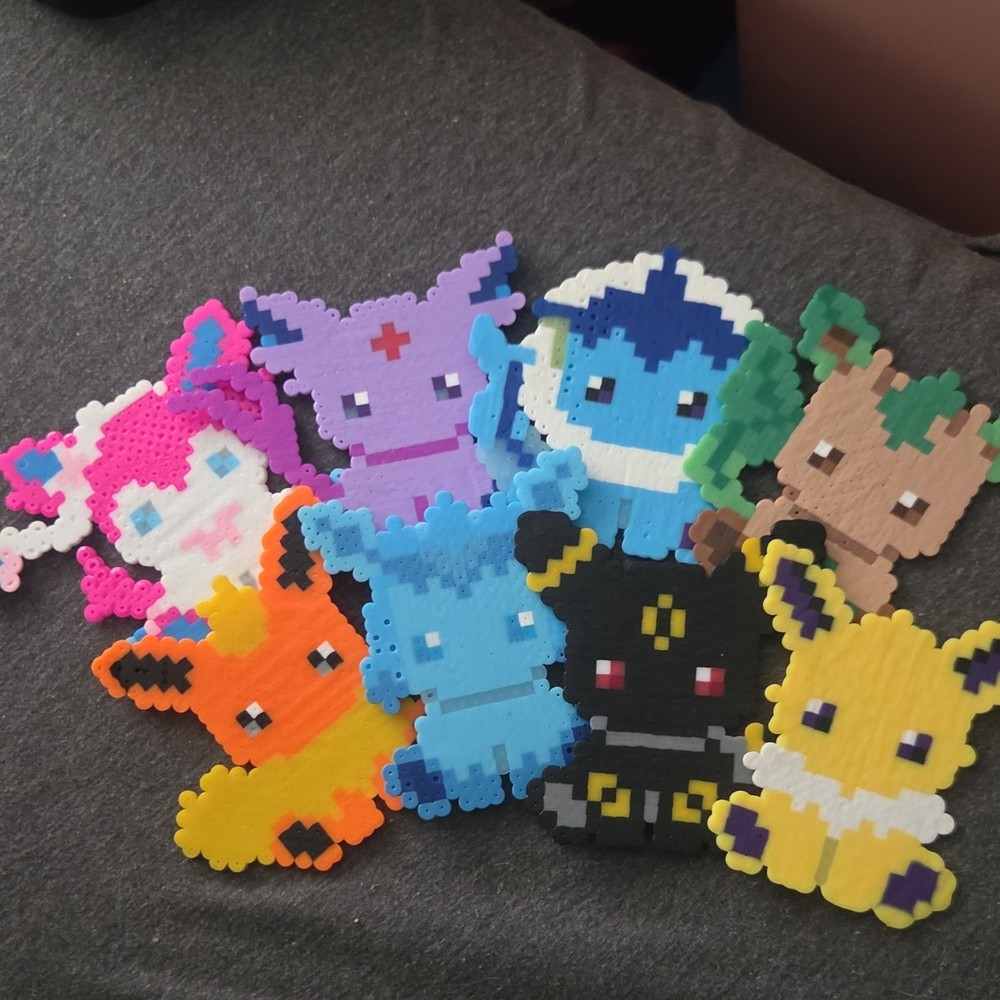Handmade Beaded Pixel Art Eevee Evolutions Pokémon Set
