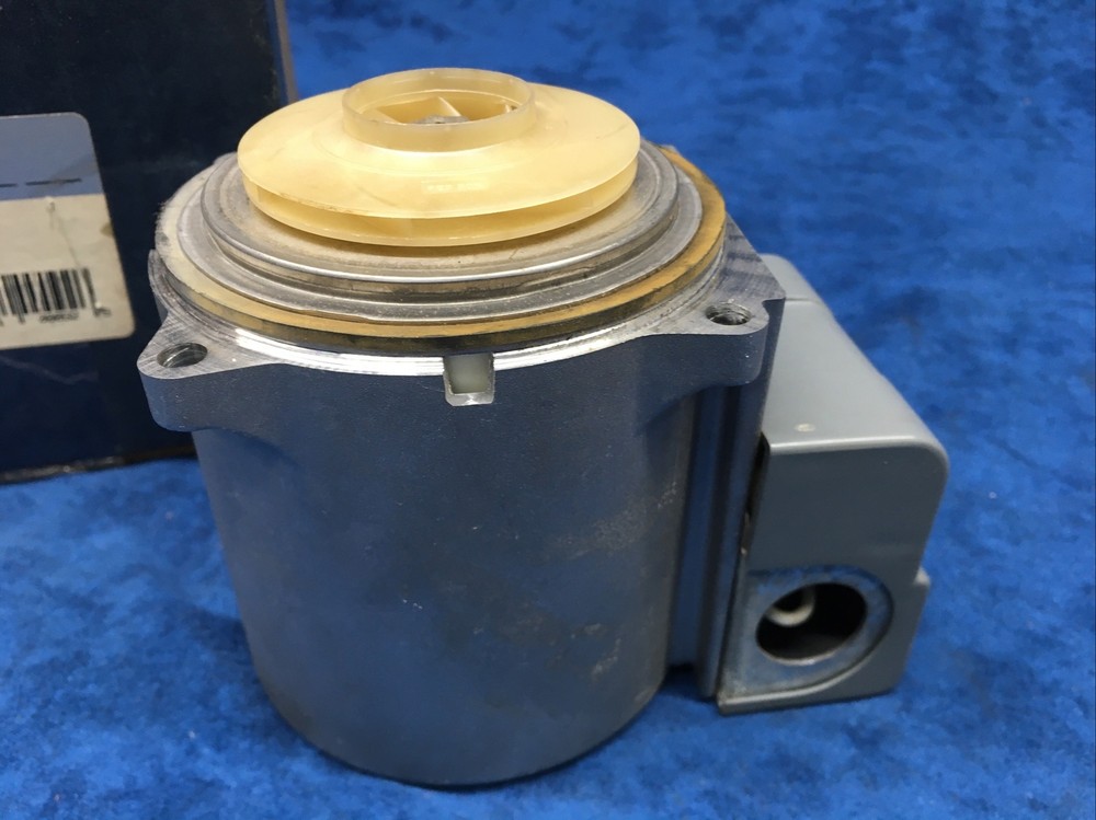 GRUNDFOS CIRCULATION PUMP TYPE UP -64 #52722325