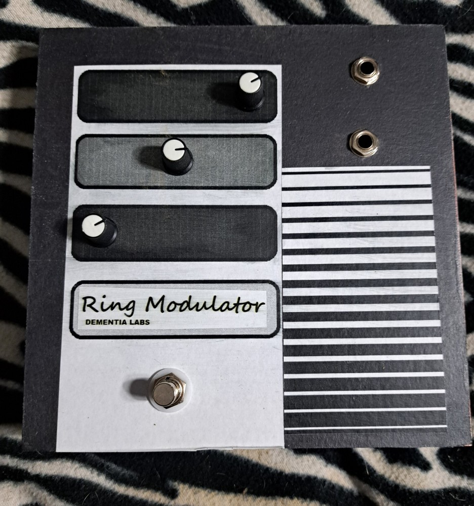 Guitar Pedal Ring Modulator Fuzz