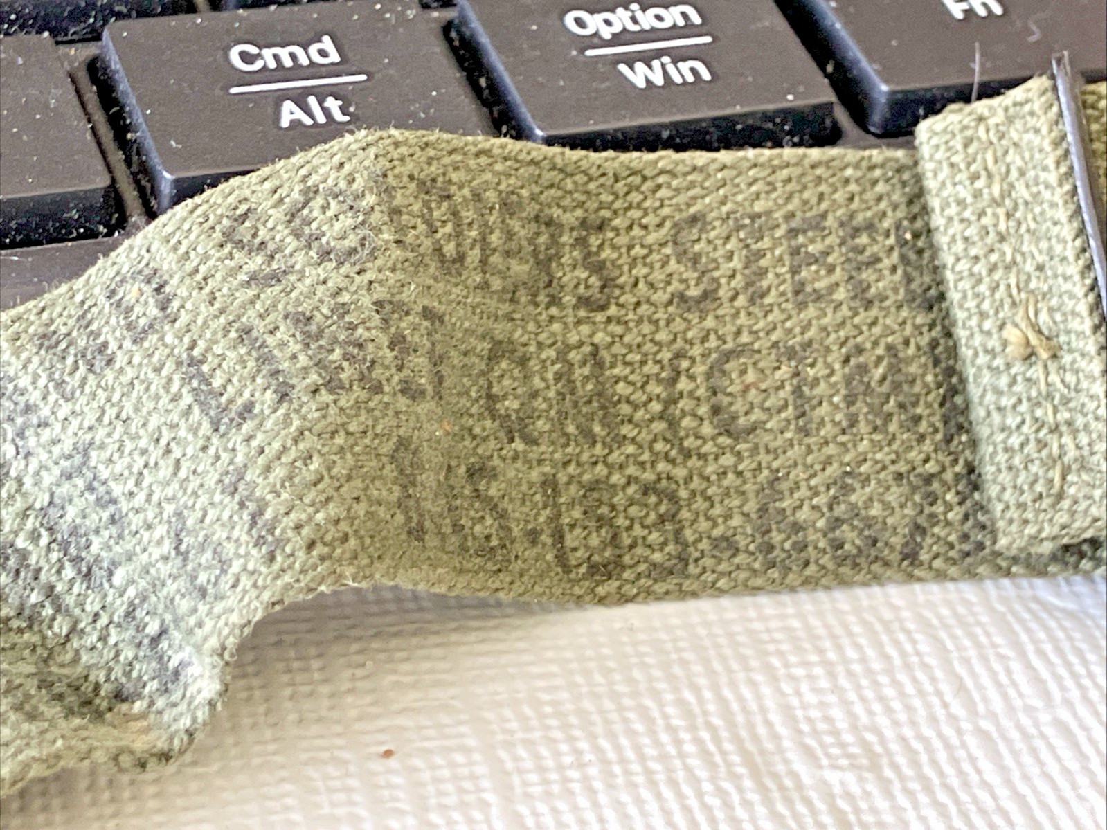 VERY NICE 1961 DATED HELMET LINER SWEATBAND usmc usn usaf airborne special