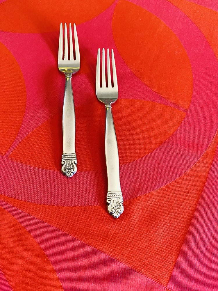 Hampton Silversmiths Ascot Scrolls Beads 2- Salad Forks 6 7/8"