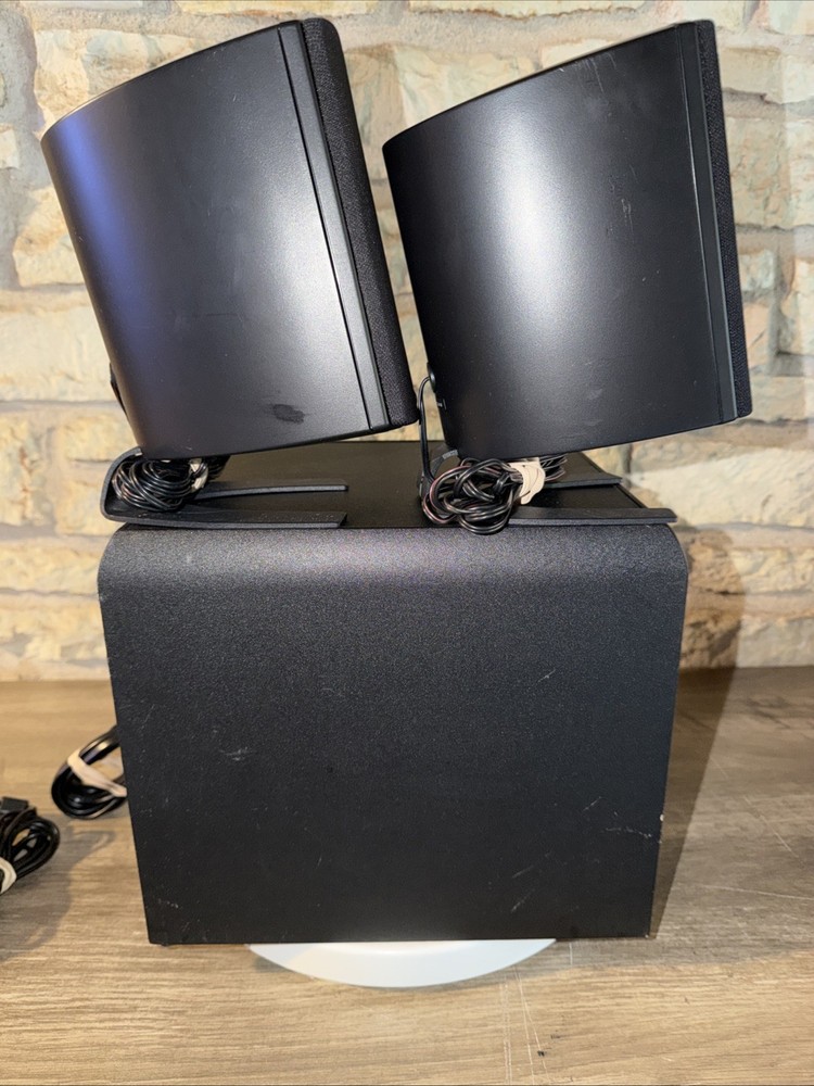 Klipsch ProMedia 2.1 THX® Bluetooth Certified Computer Speaker System. Video!