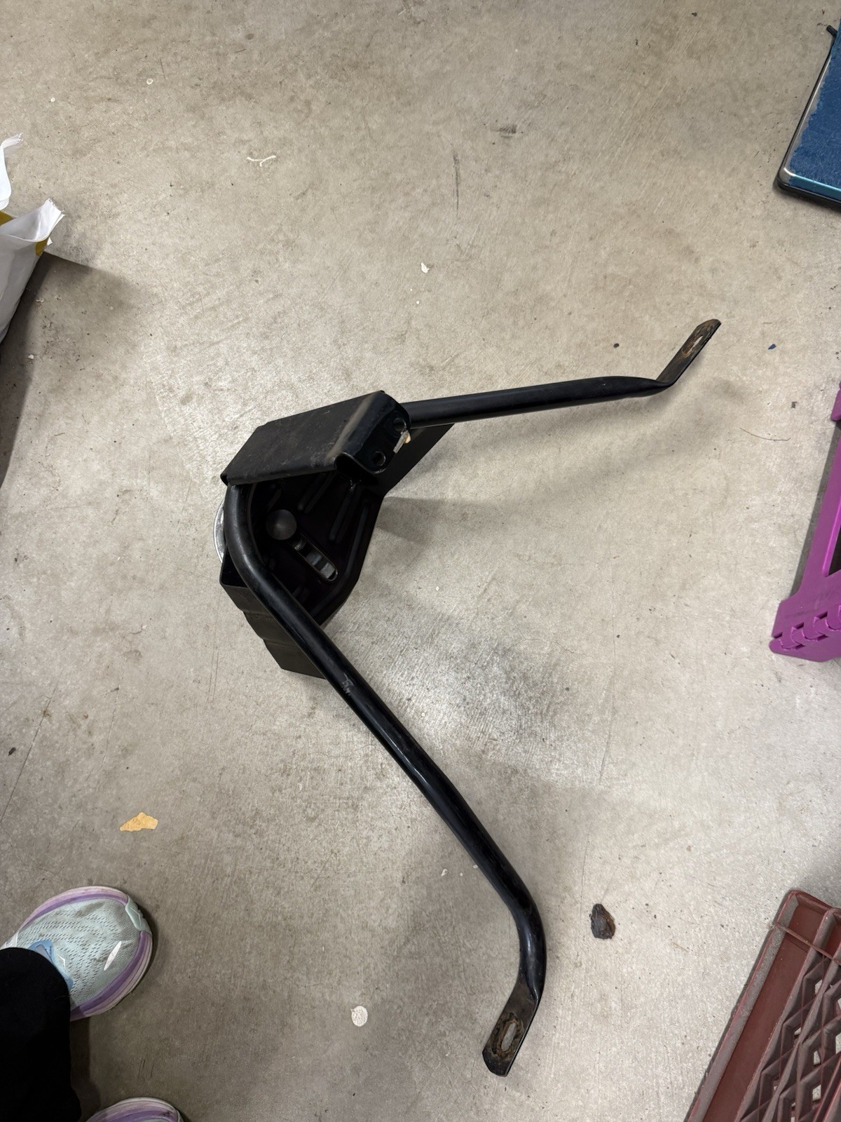 1978-1996 FORD BRONCO INTERIOR SPARE TIRE CARRIER 78-96 OEM FULL SIZE