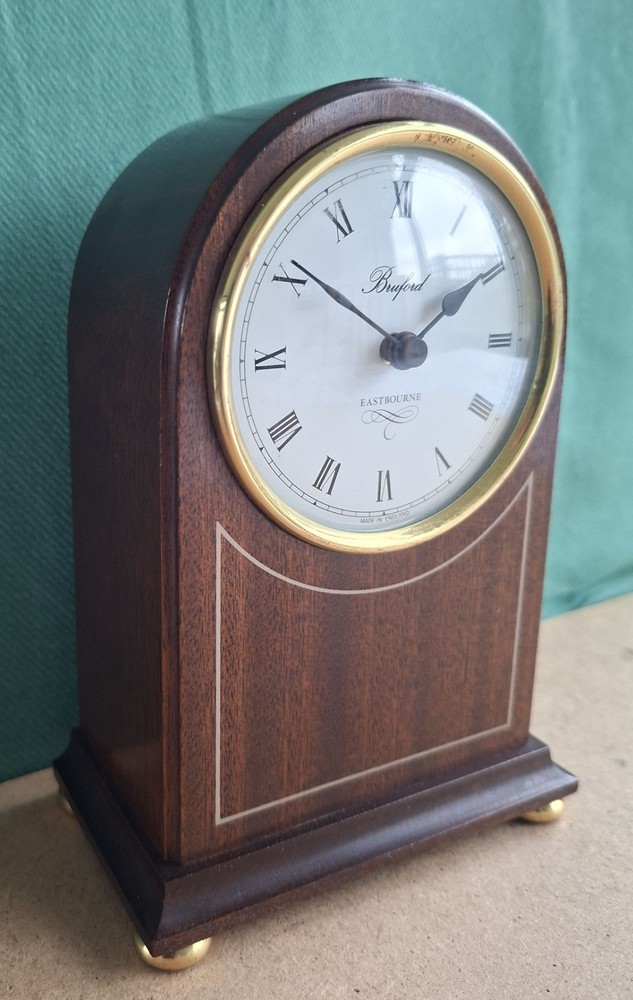 Small Dome Desk/Mantel Clock - Battery Quartz