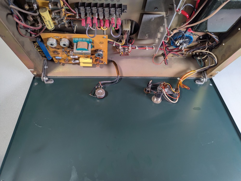 Vintage ALTEC 1590C Solid State Amplifier ,Crack sound (Read)