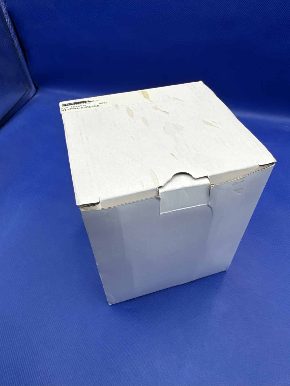 AVO CIGARS "Miniature GUITAR AMP" With Chords See Pictures