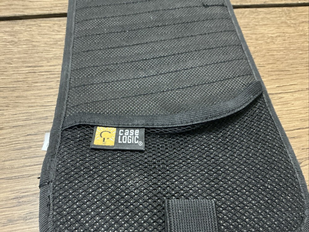 Case Logic Car CD holder - Holds 12