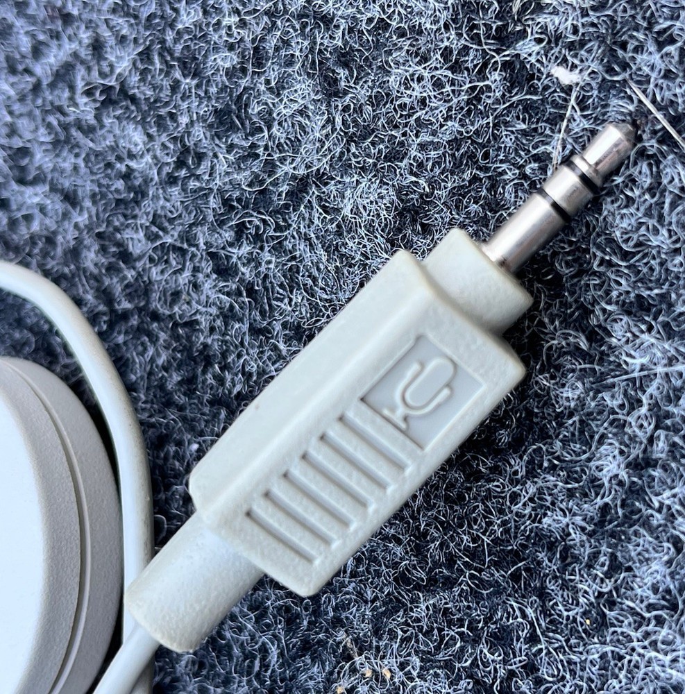 OEM APPLE Computer Desktop Microphone + Bonus Clip, FREE Shipping!