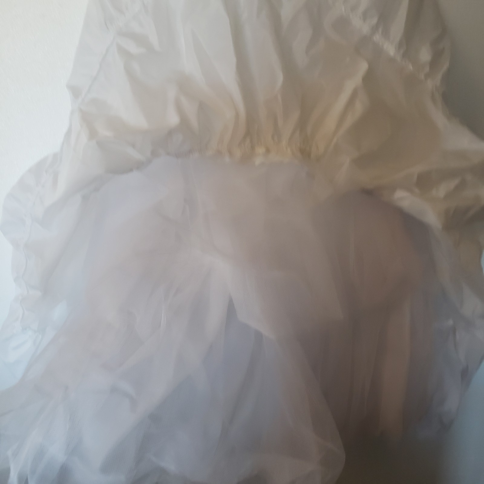 David's Bridal Nylon Layered Crinoline Petticoat Formal Wedding Size 8 Style 603