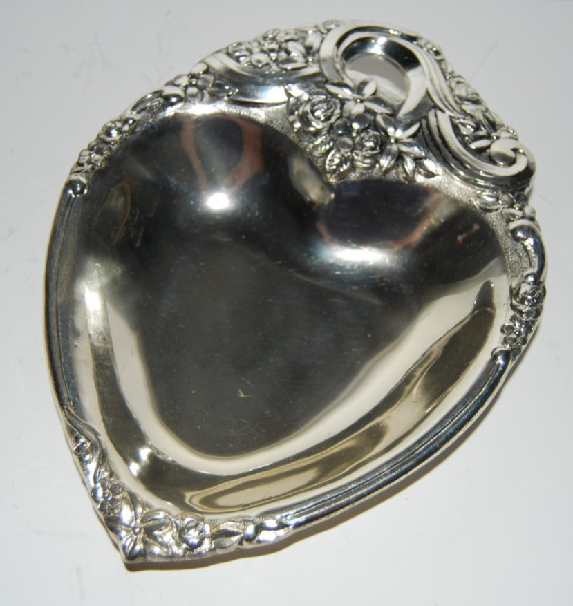 Vintage A Price Import Silver-plated Heart Shaped Trinket Candy Dish Bowl 8"